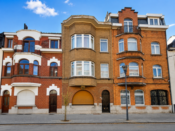 3 APPARTEMENTS À VENDRE SÉPARÉMENT — RDC, 1ER ÉTAGE & DUPLEX