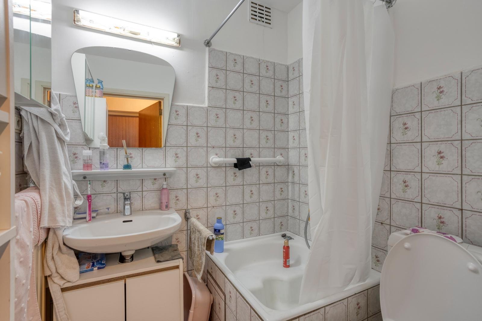 3 APPARTEMENTS À VENDRE SÉPARÉMENT — RDC, 1ER ÉTAGE & DUPLEX