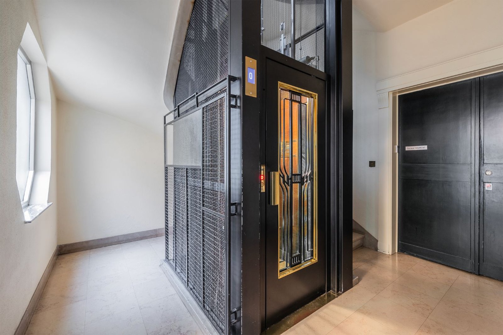 Appartement 2 chambres avec bureau à Avenue Louise – Ixelles