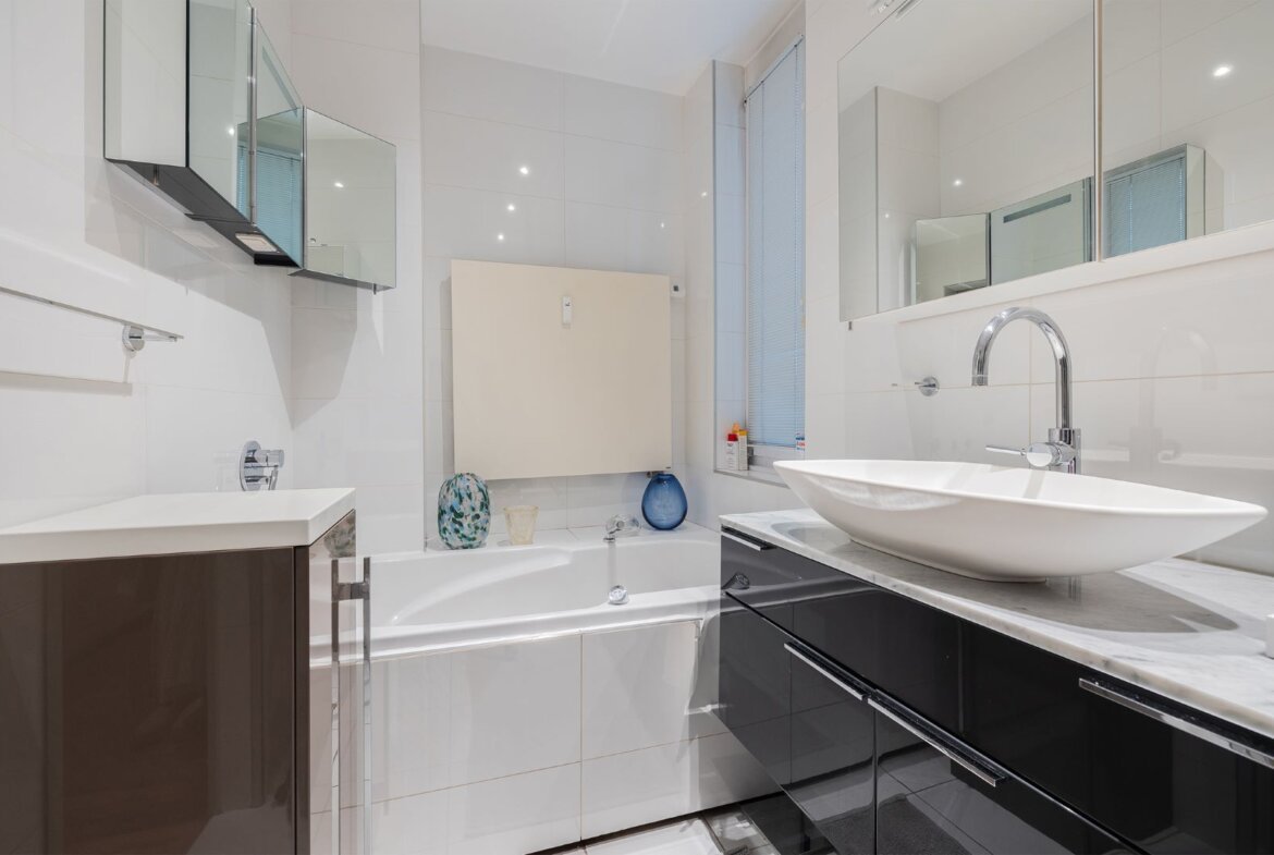 Appartement 2 chambres avec bureau à Avenue Louise – Ixelles