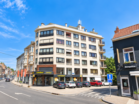 Uccle – Magnifique Rez-de-chaussée 2CH | Jardin Privatif | Terrasse | Cave